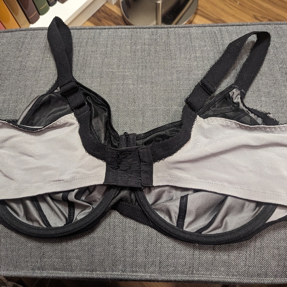 Goddess Keira Banded Underwire Bra 44F in Titanium - Picture 2 of 3